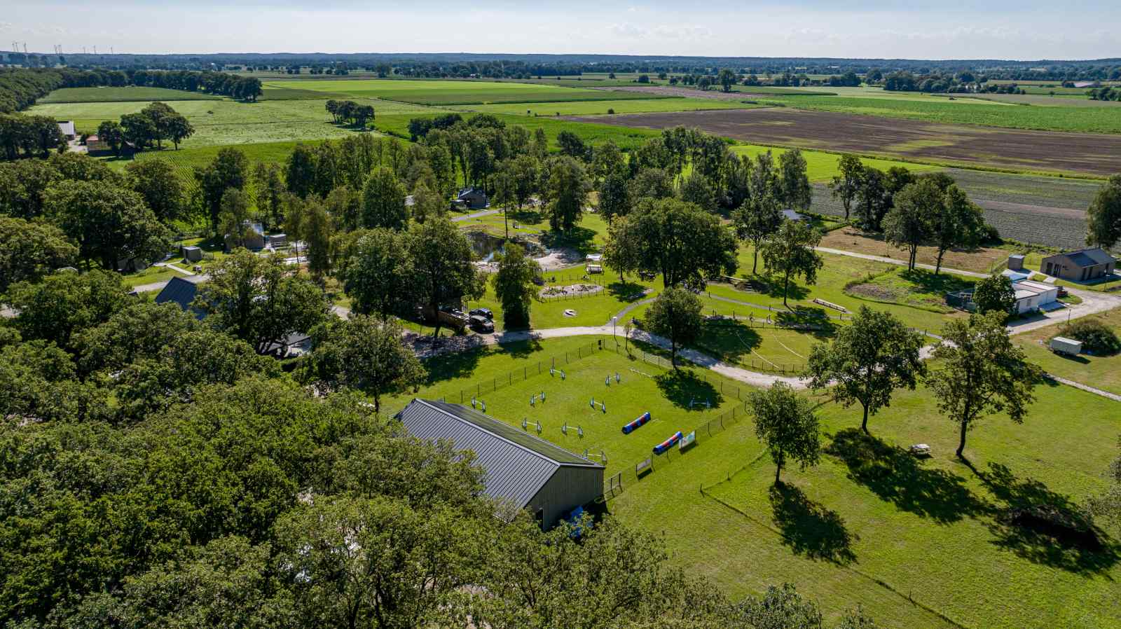 Foto van bovenaf van Erve Raewyck